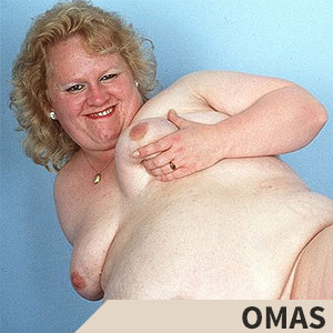 Nackt fette oma Fette Omas